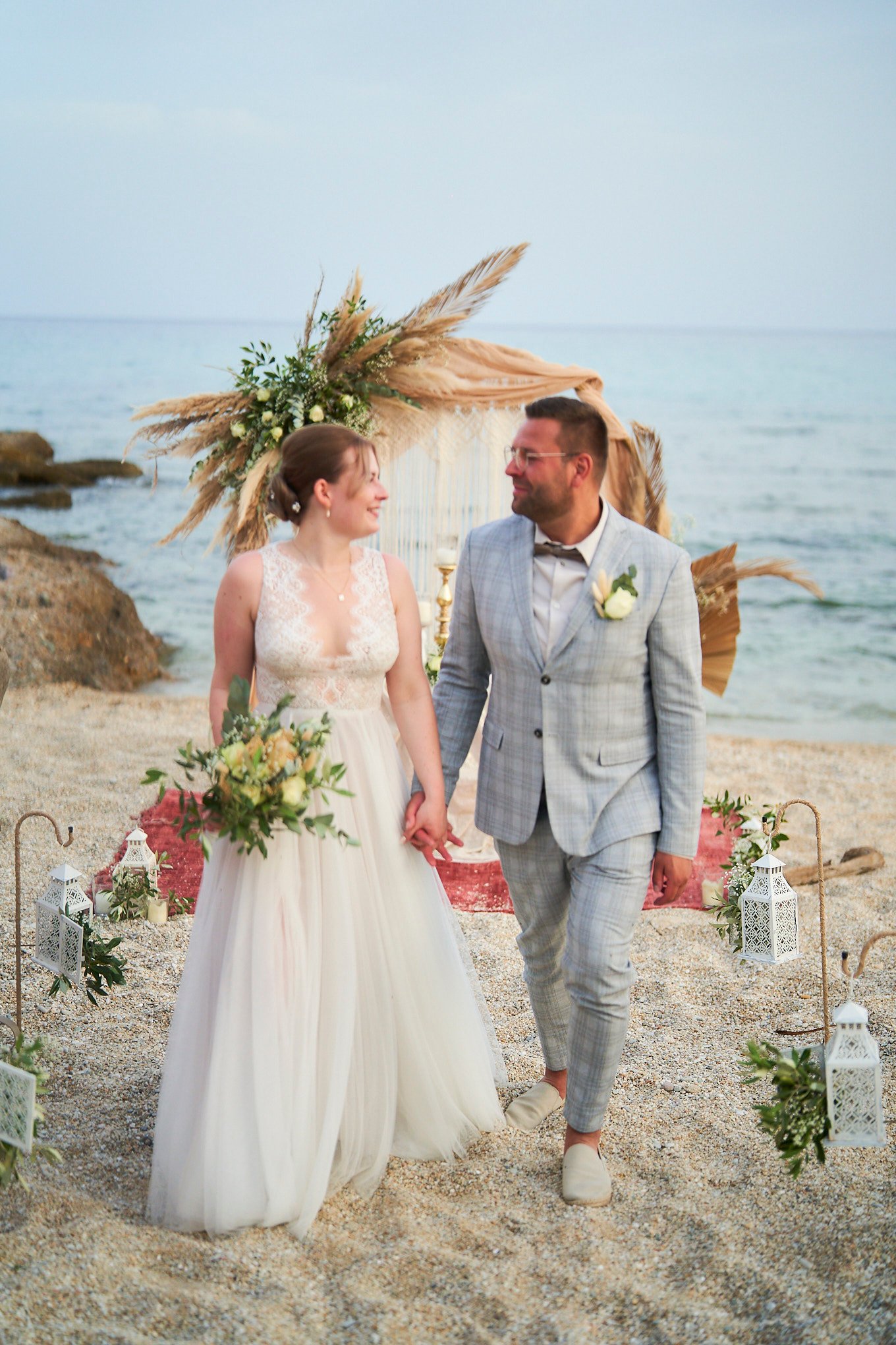 Sunset view at a Thassos beach wedding, creating a romantic and golden atmosphere for nuptials.