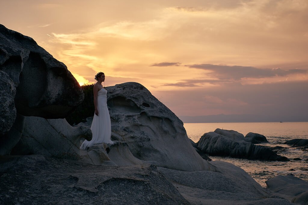 Golden hour couple photos
