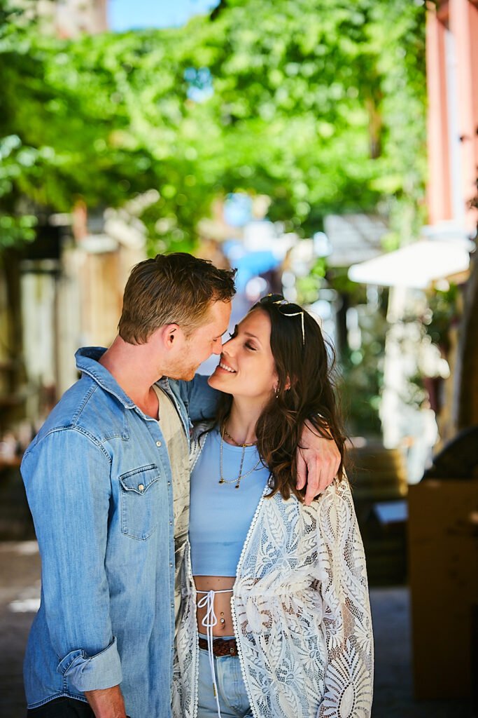 Natural style couple portraits
