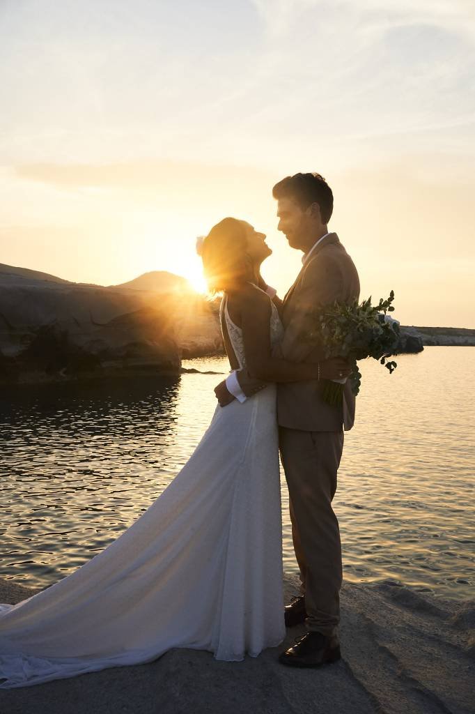 Wedding in Milos Sarakiniko