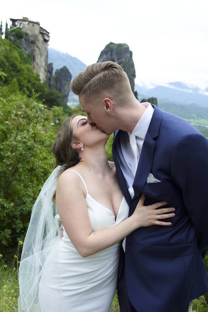 Elopement in Meteora