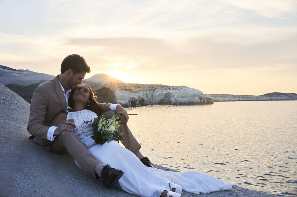 Elopement photoshoot Greek islands