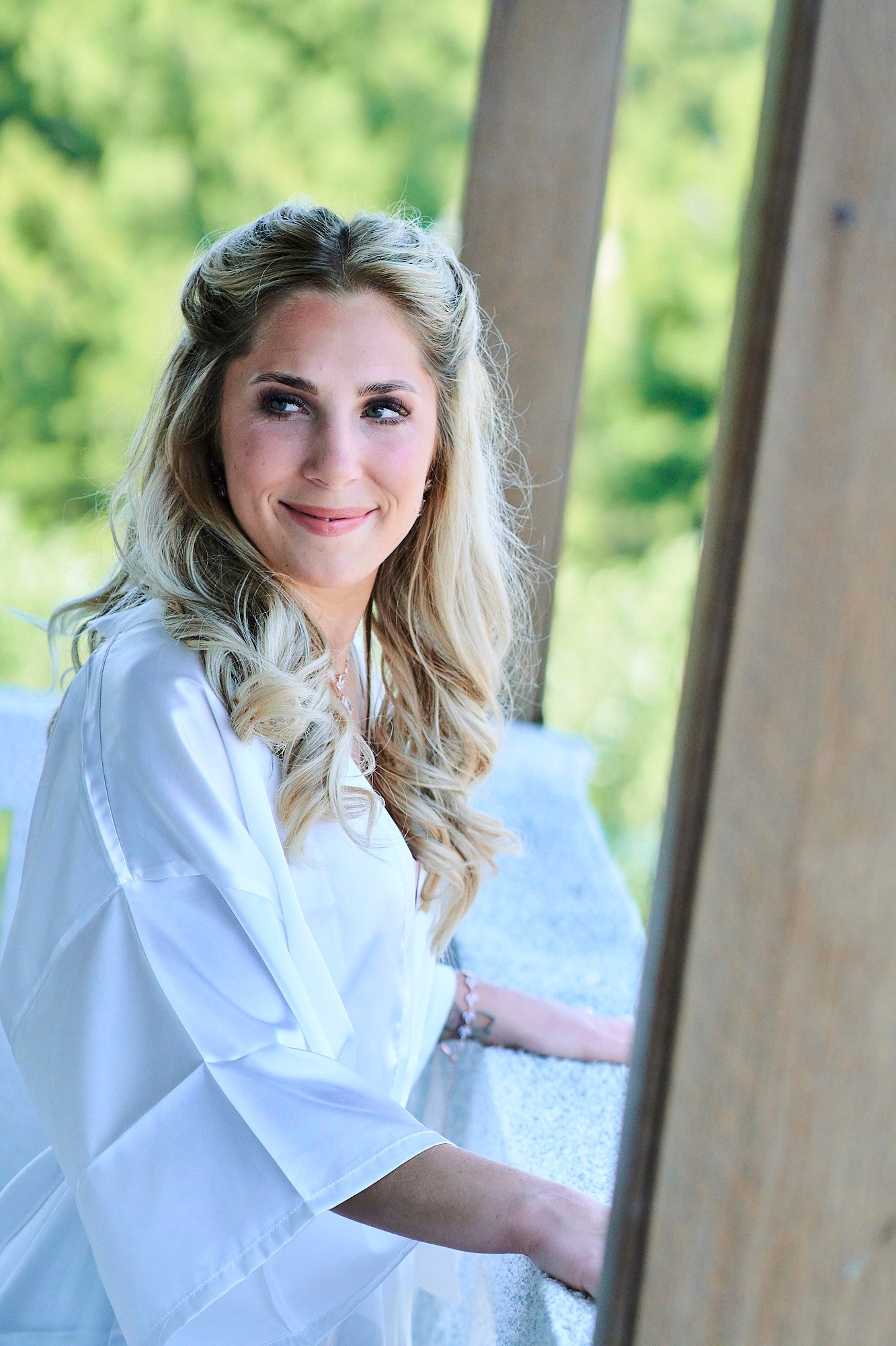 bride preparation photography