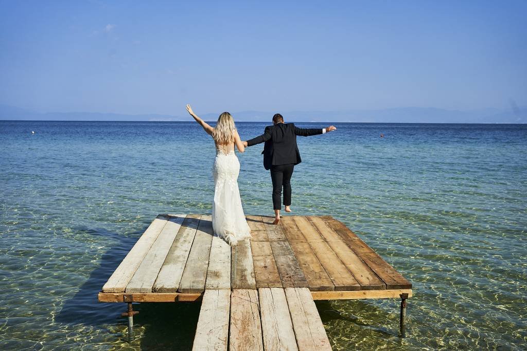 After-wedding couple shoot Thassos
