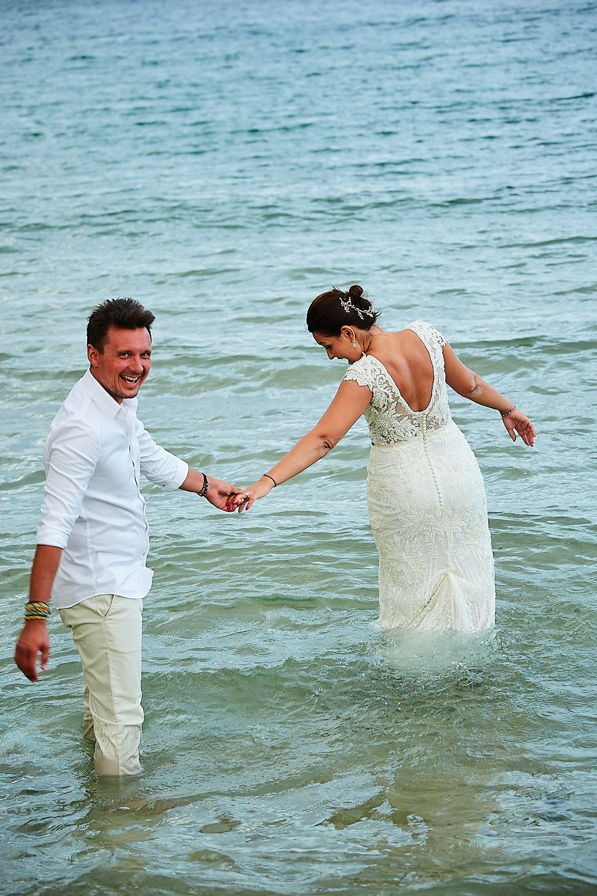 trash the dress photoshoot beach