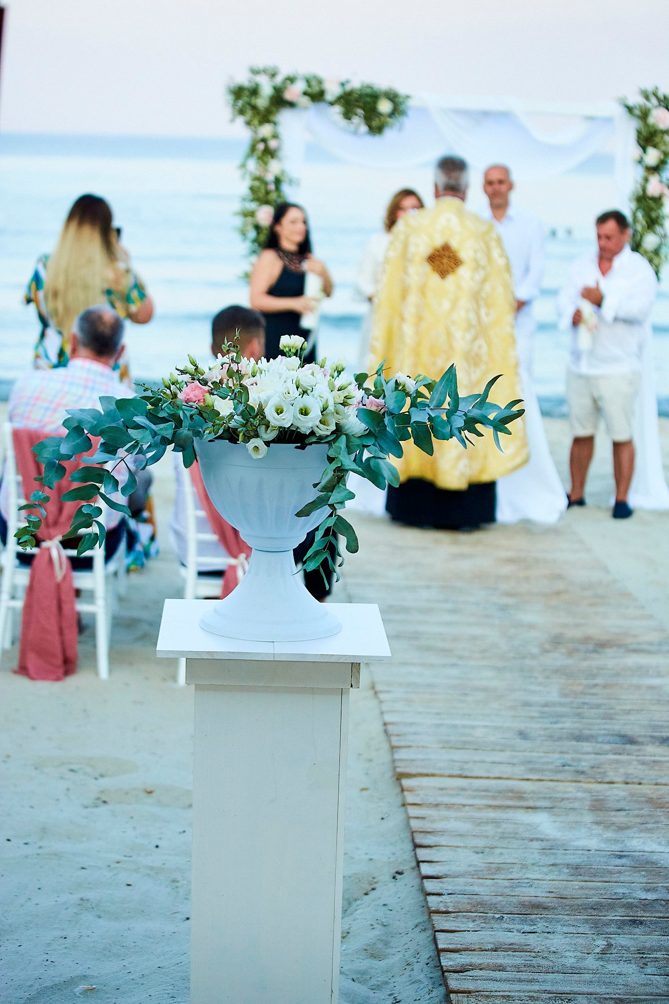 wedding flower arrangement