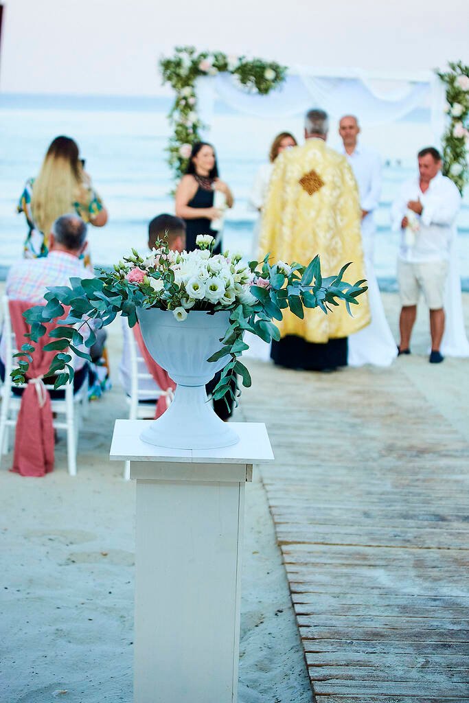 Coastal wedding themes