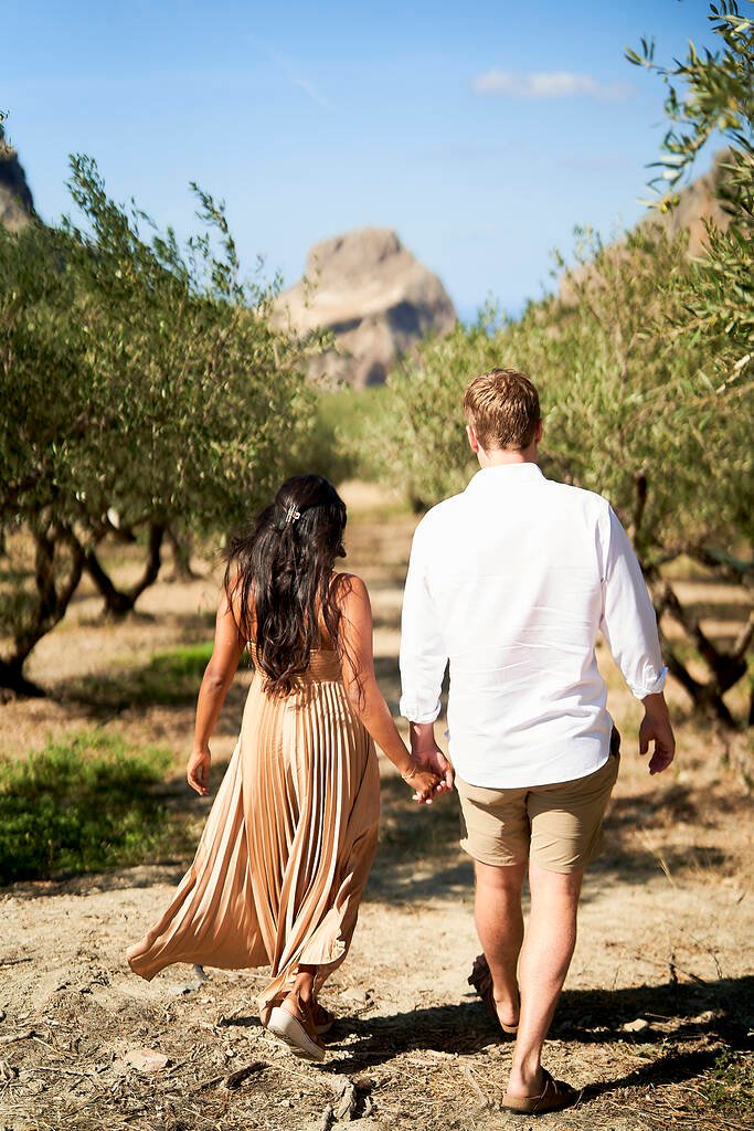 Couple exploring Crete