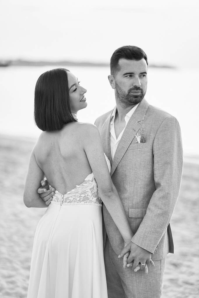 beach wedding photoshoot black and white