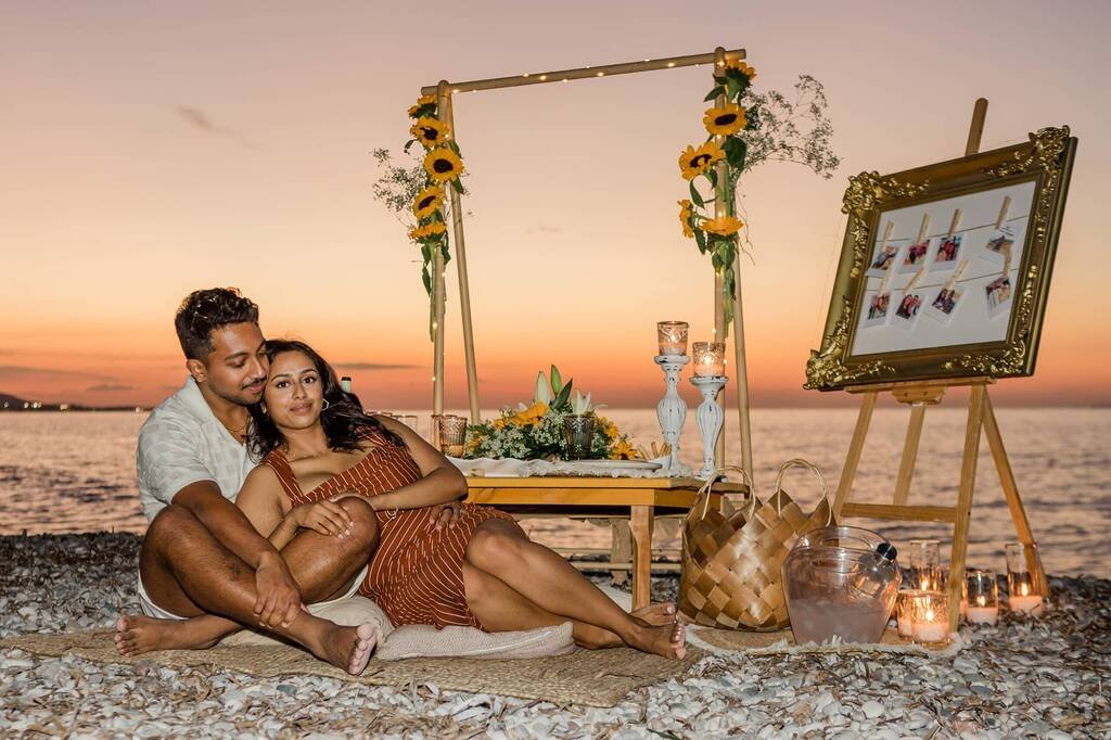intimate Rhodes proposal