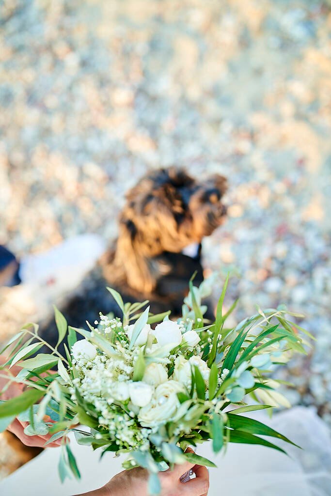 Bridal bouquet neutral