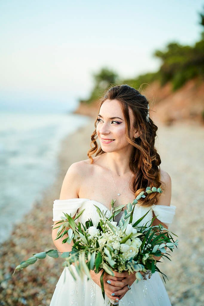 Natural wedding look