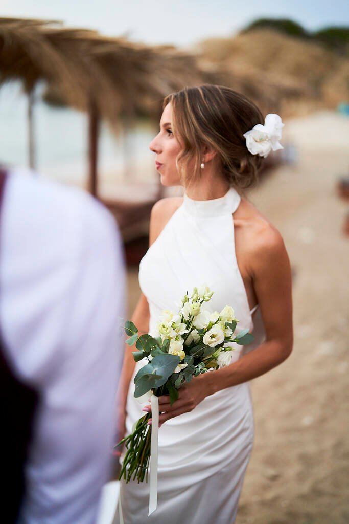Minimal wedding Greece coast