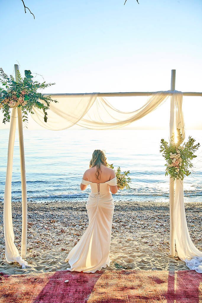 minimalist beach wedding thassos