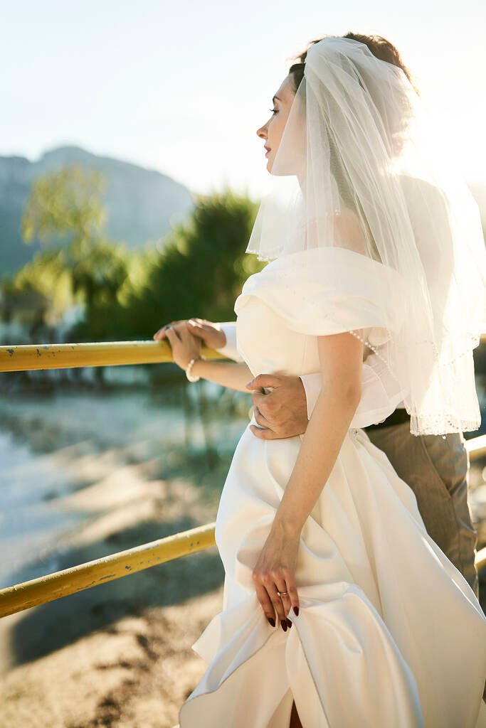 Beach wedding Golden hour