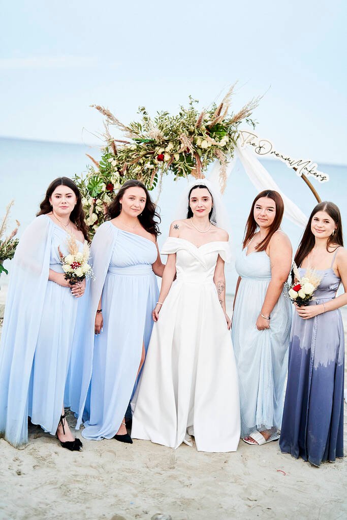 Minimalist wedding portraits