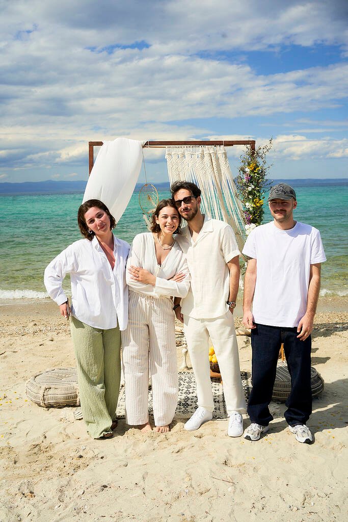 Proposal photographer Greece documenting natural emotion by the sea