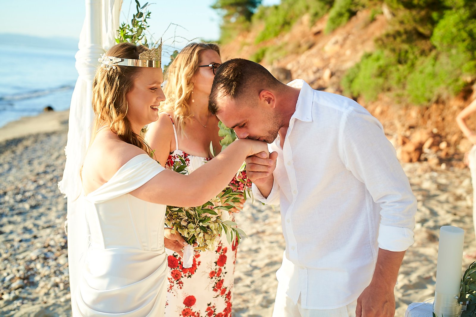 Wedding Photo Session in Greece – A Real Beach Wedding Story