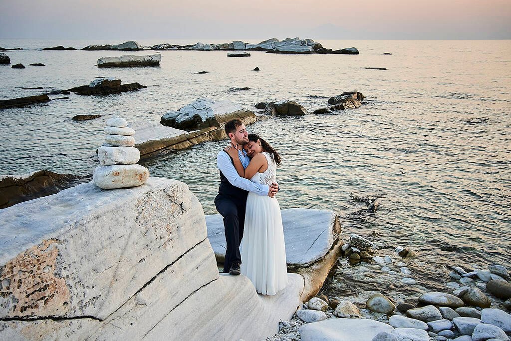 Next-day couple session Greece
